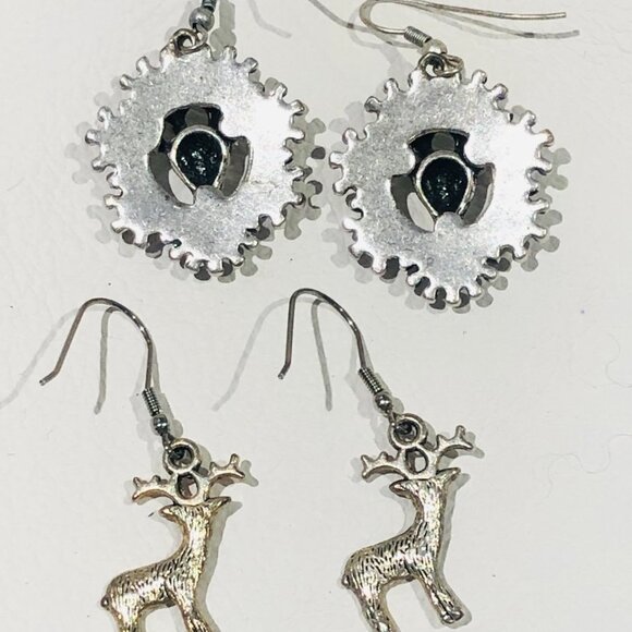 Pewter Reindeer Earring Set - Picture 4 of 5